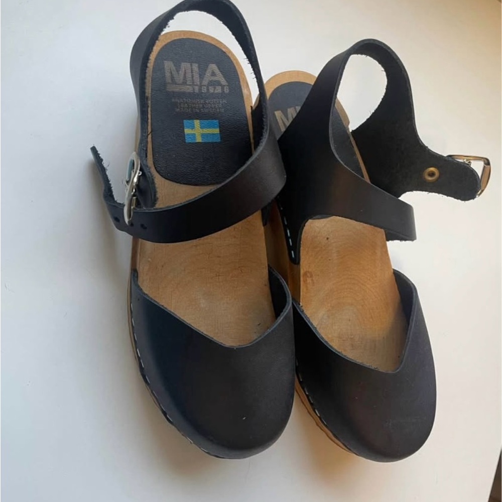 MIA Black Leather Slingback Sandals Size 6.5 Women’s
